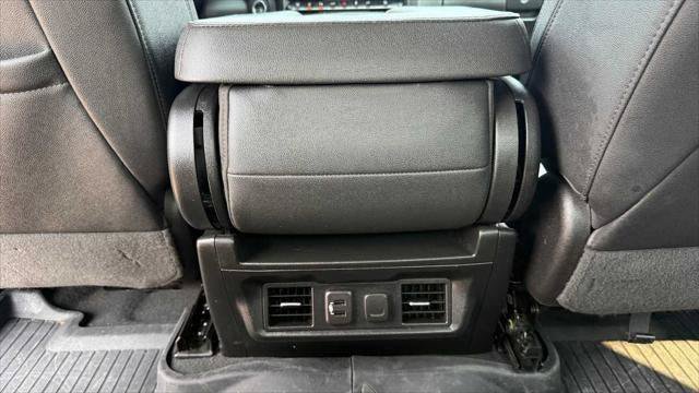 Used 2023 Chevrolet Silverado 3500 LTZ AWD/4WD image 9