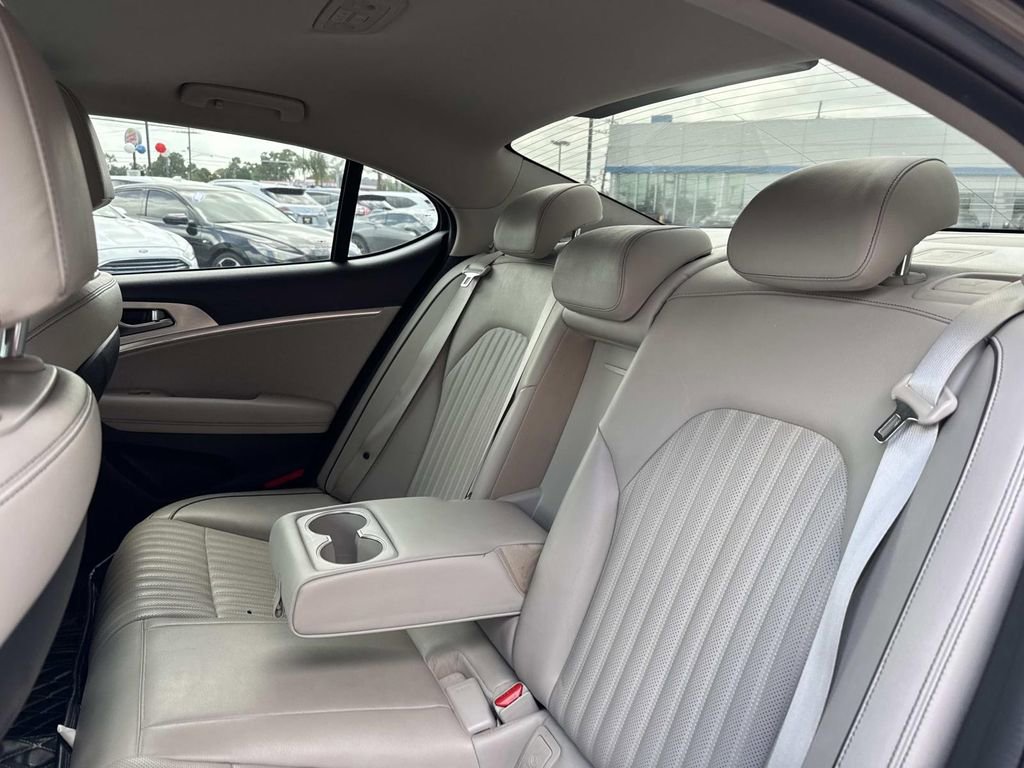 Used 2019 Genesis G70 3.3T Advanced w/ Elite Package image 16