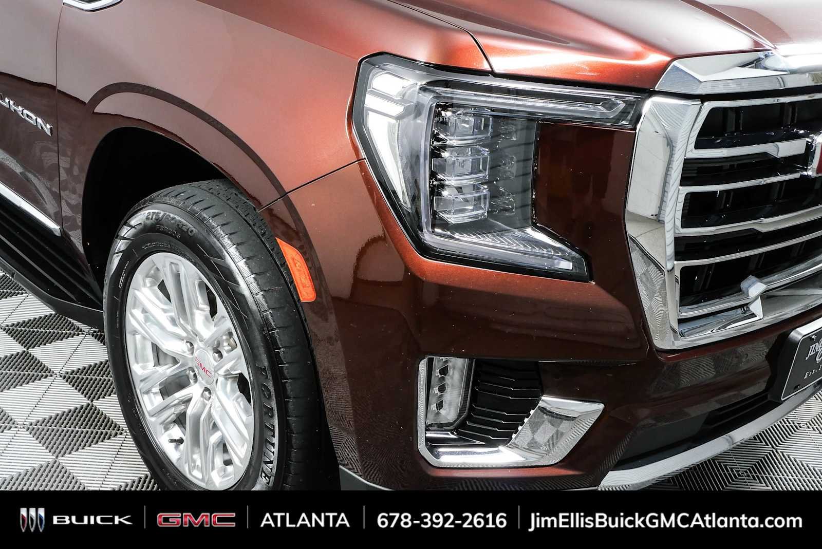 Used 2023 GMC Yukon XL SLT AWD/4WD image 77