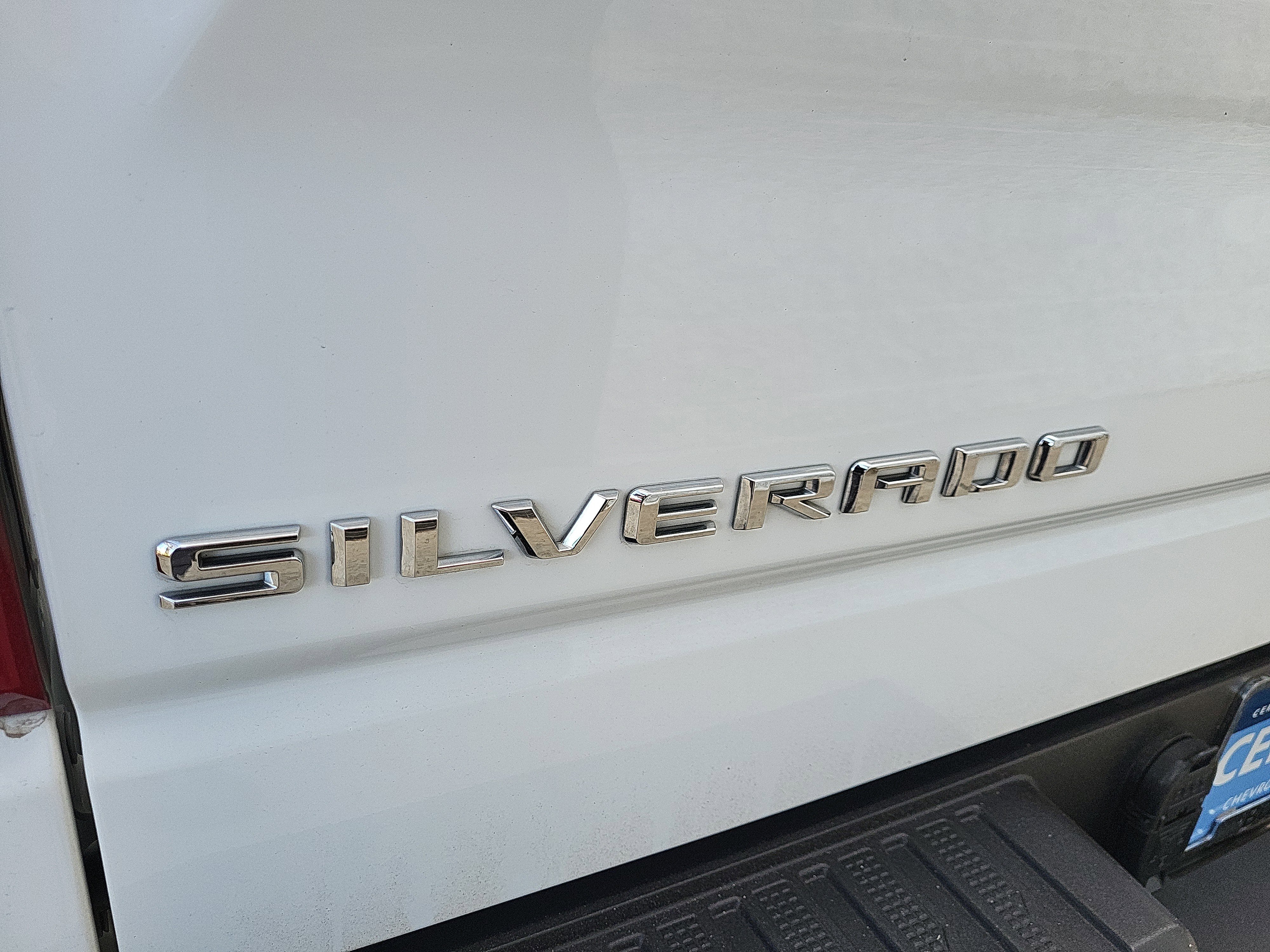 Used 2025 Chevrolet Silverado 1500 LT image 17