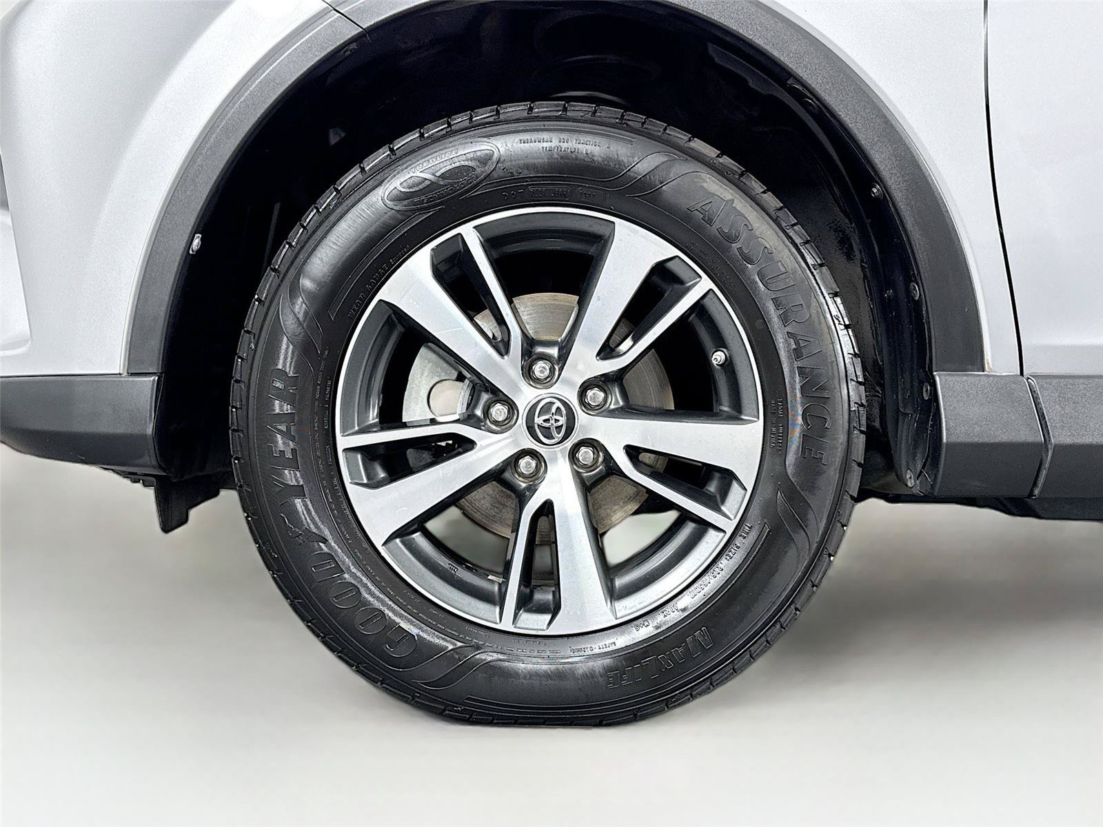 Used 2017 Toyota RAV4 XLE FWD image 43