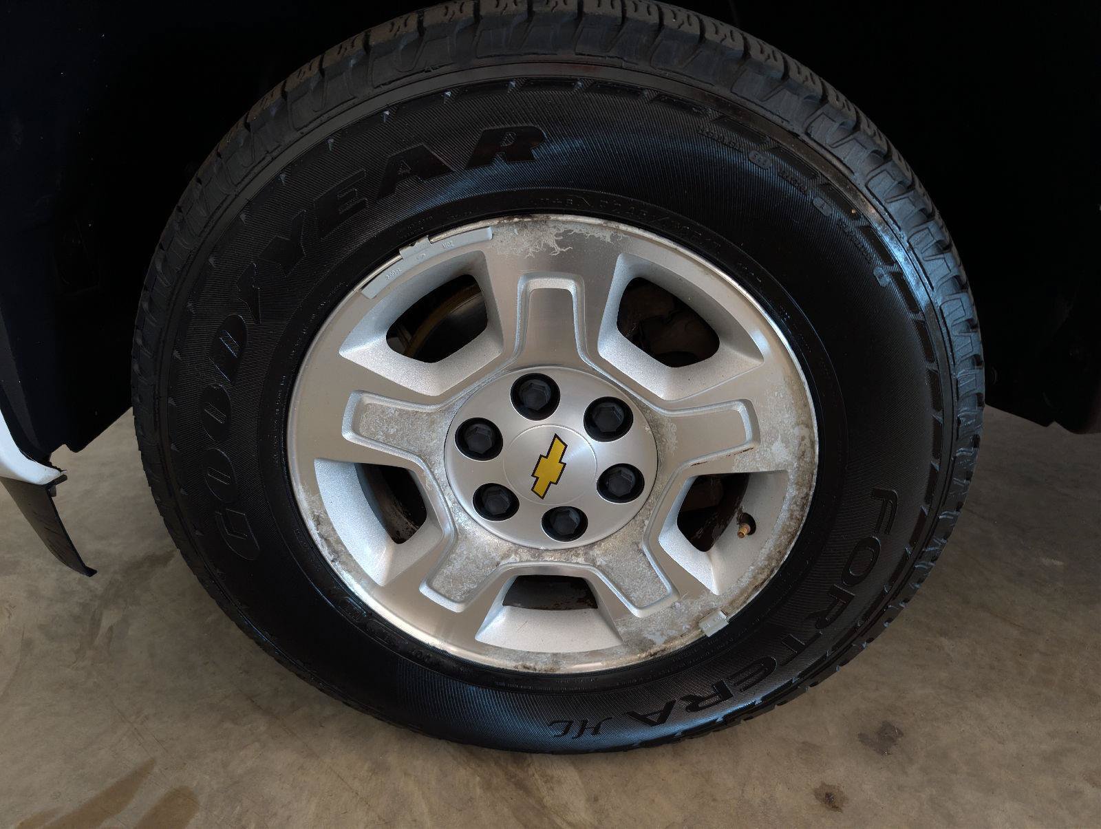 Used 2009 Chevrolet Silverado 1500 2WD Crew Cab w/ Exterior Plus Package image 44