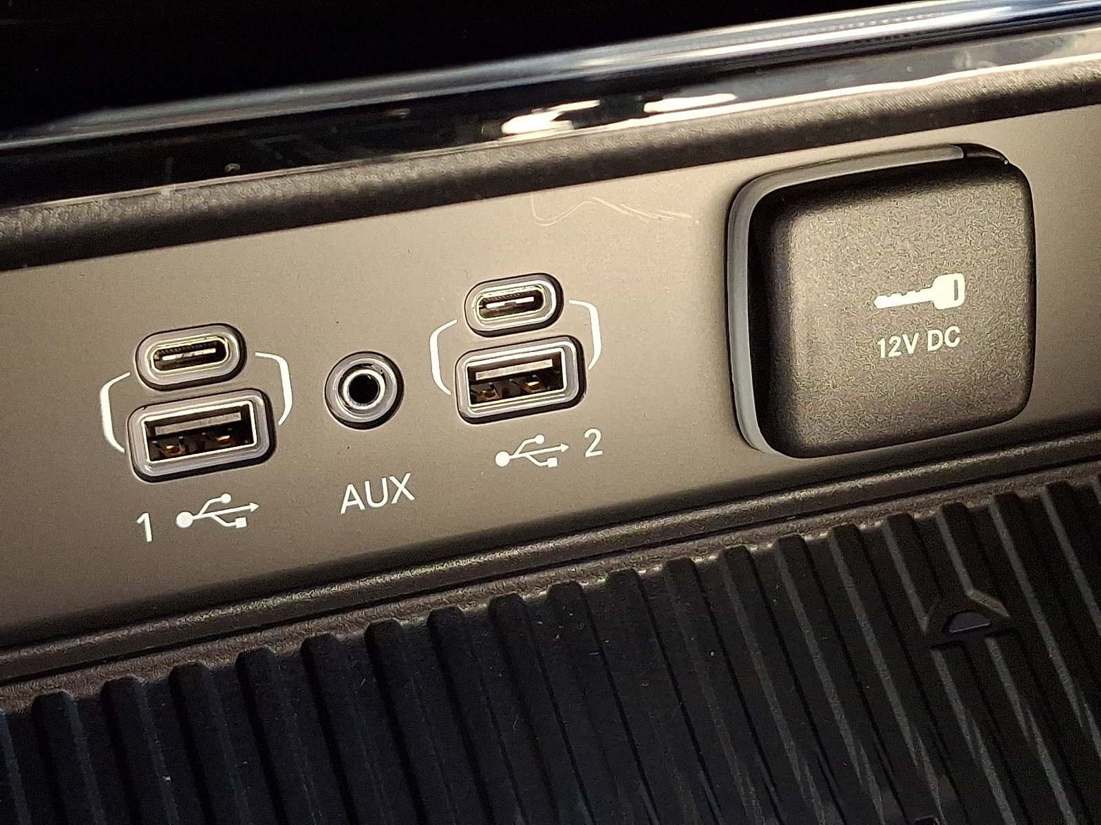 New 2027 Jeep Grand Cherokee Limited AWD/4WD image 16