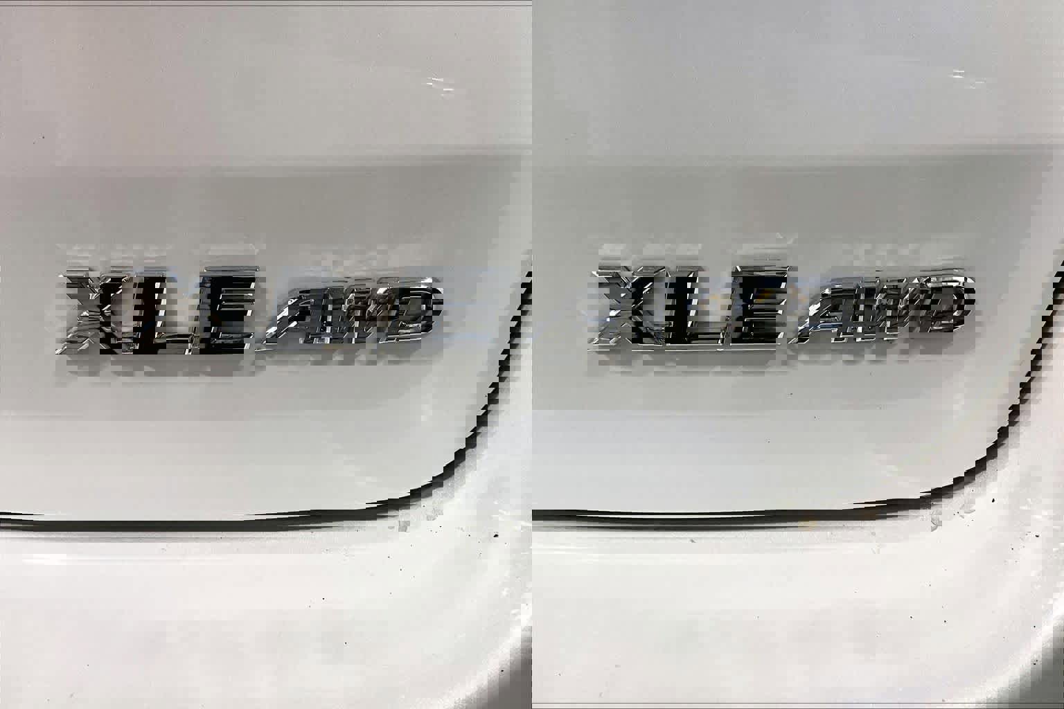 Used 2014 Toyota Highlander XLE image 10