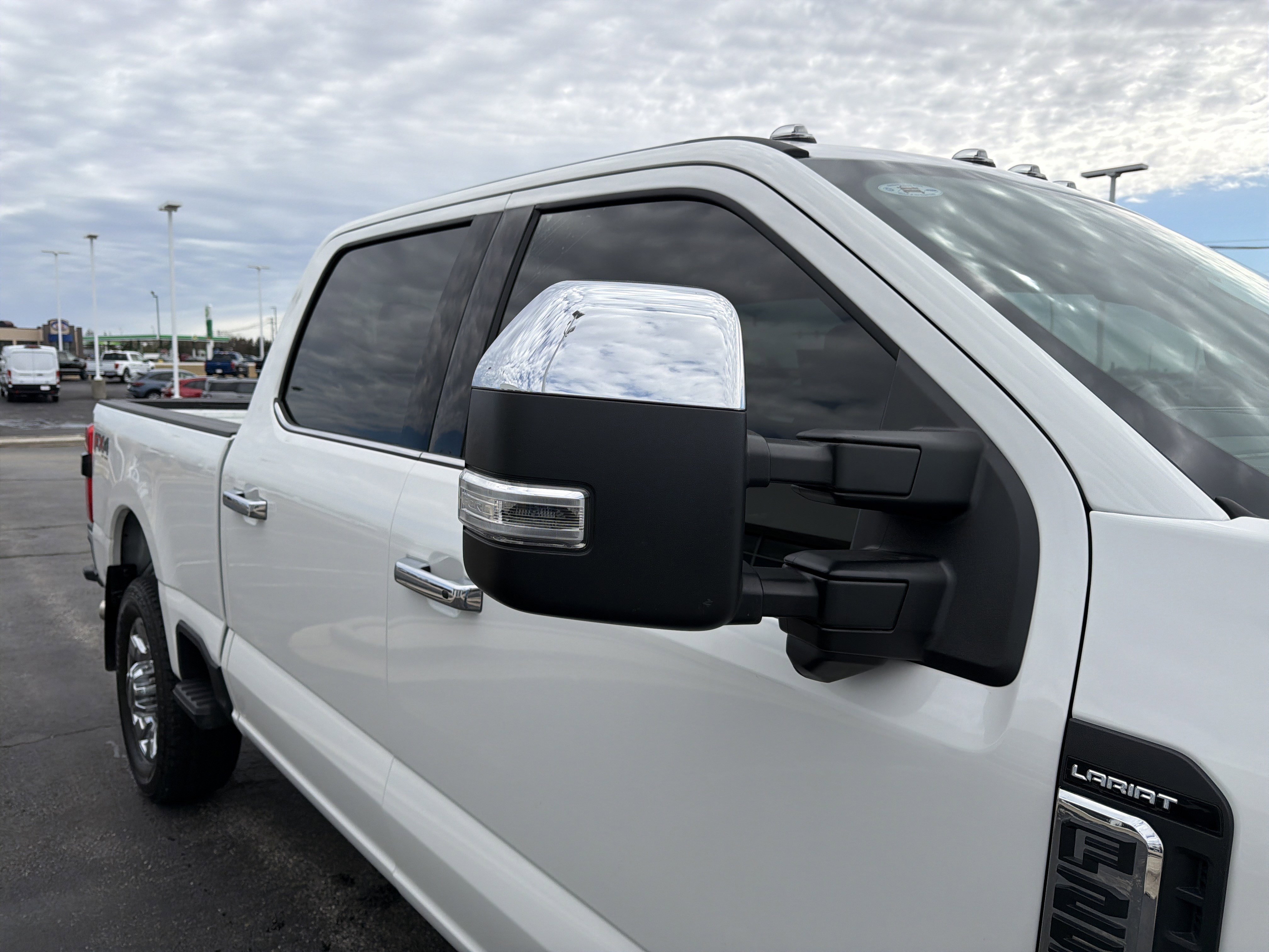 Used 2024 Ford F250 Lariat w/ Lariat Ultimate Package image 7