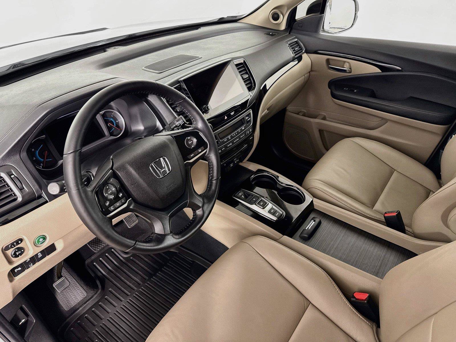 Used 2021 Honda Pilot Touring image 15