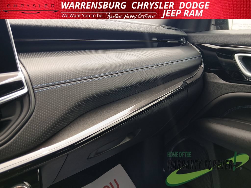 New 2026 Jeep Compass Latitude AWD/4WD image 26