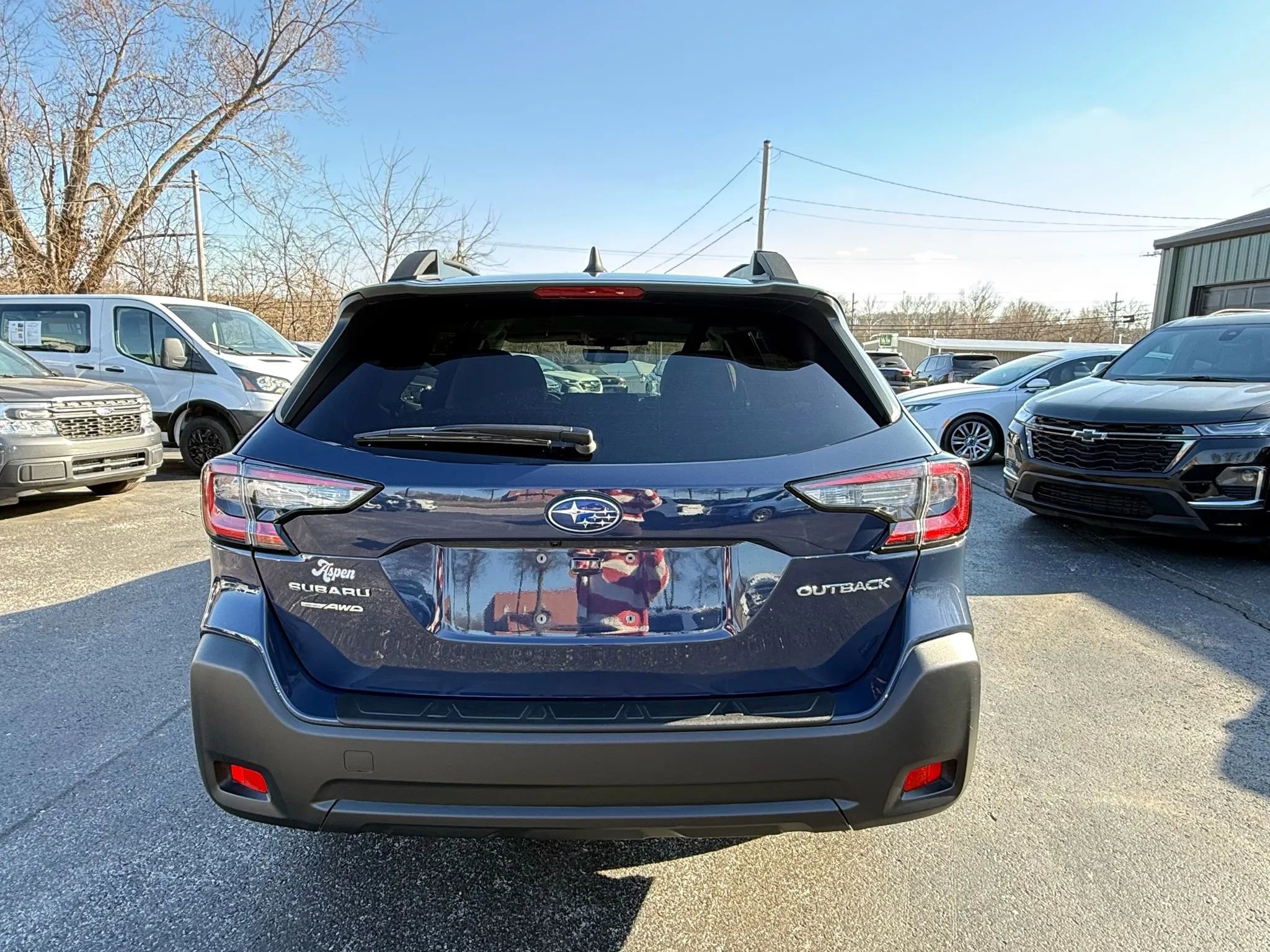 Used 2025 Subaru Outback Premium w/ Popular Package #1A image 5