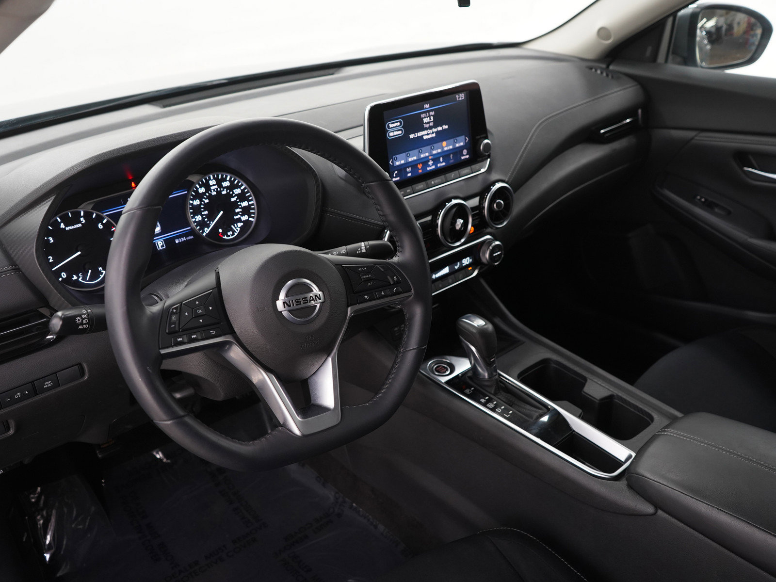 Used 2020 Nissan Sentra SV w/ Trunk Package image 21