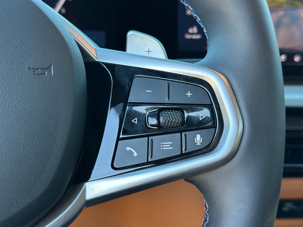 Used 2025 BMW 440i xDrive Convertible w/ Premium Package image 33