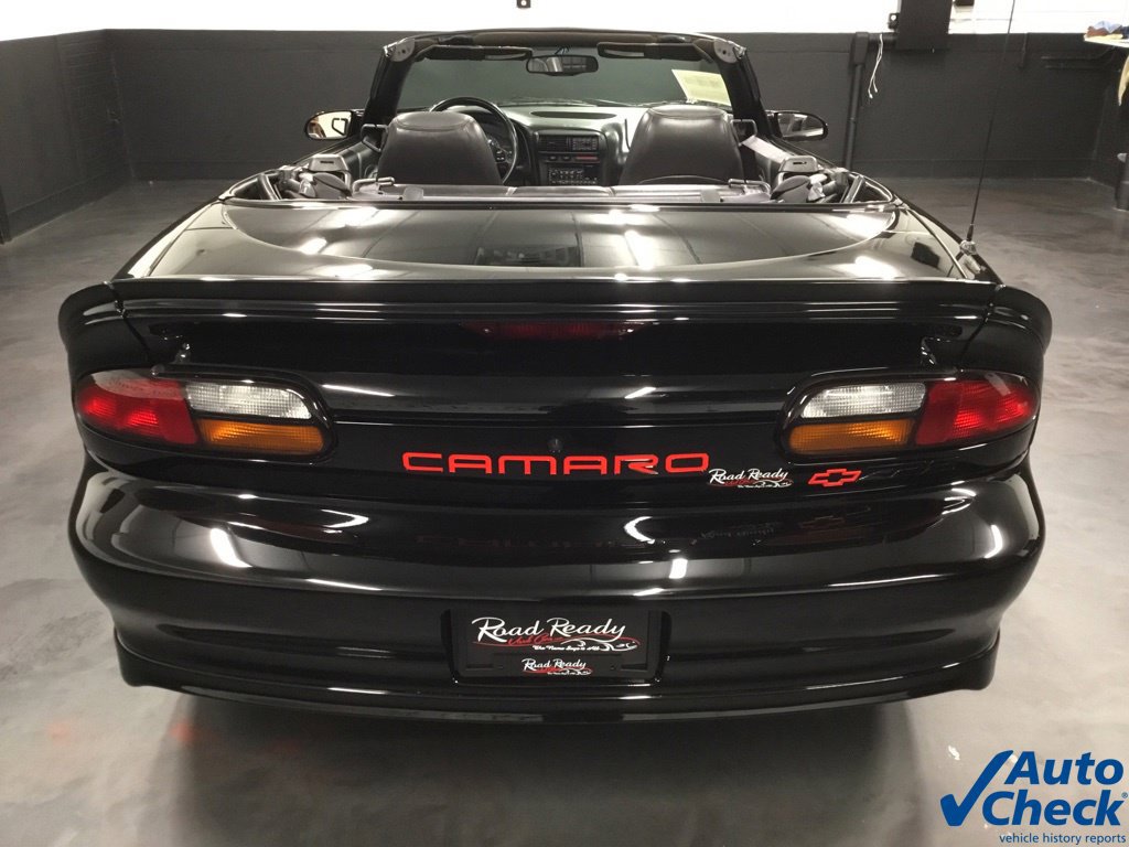 Used 2000 Chevrolet Camaro Z28 w/ Sport Appearance Pkg RWD image 9