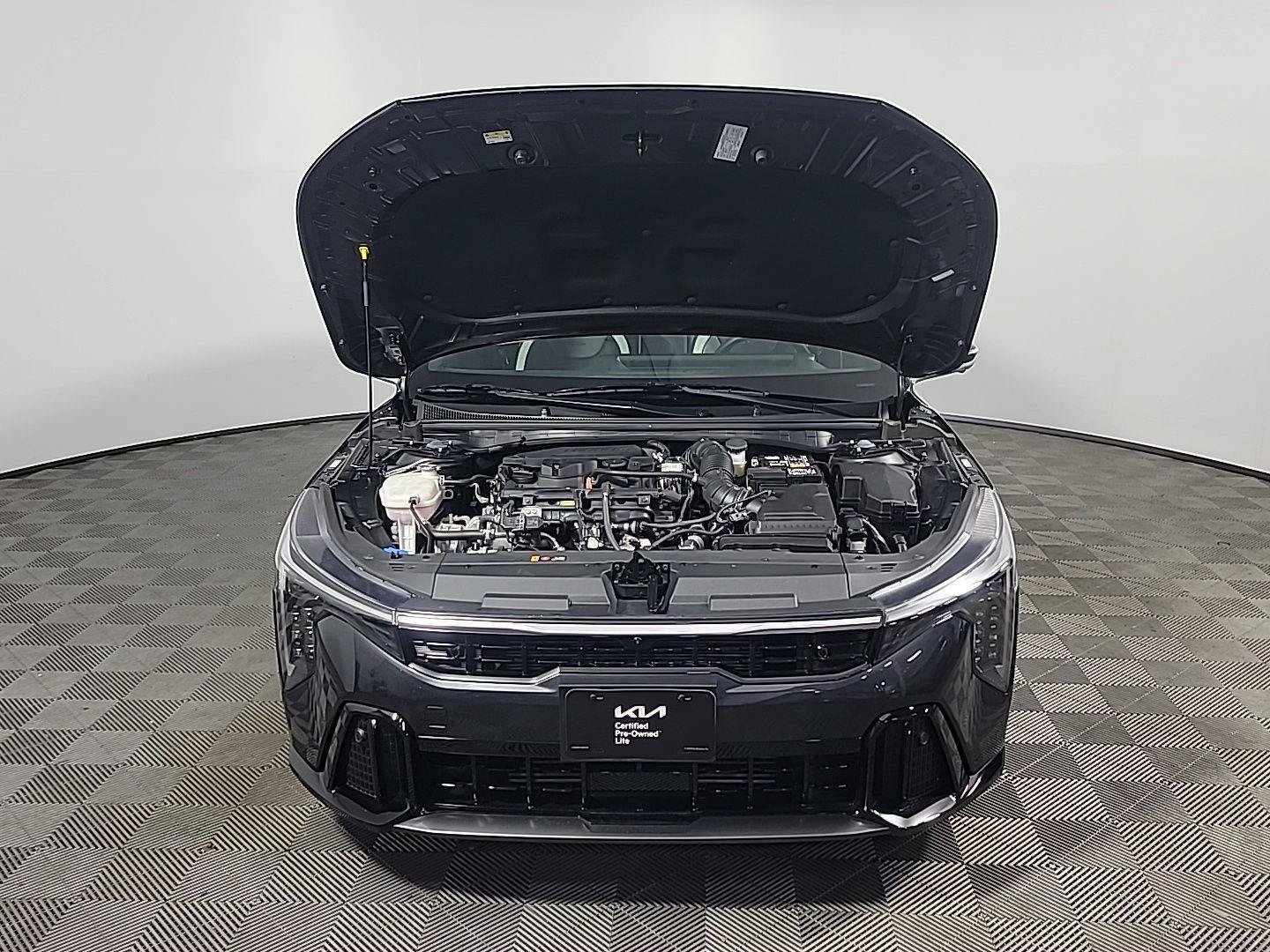 Certified 2025 Kia K4 GT-Line Turbo FWD image 13