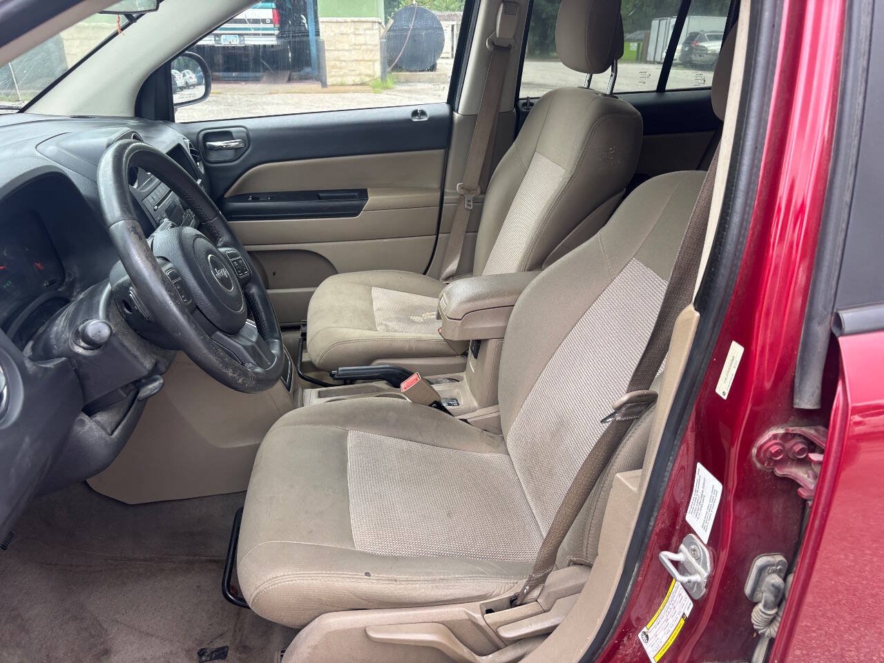 Used 2012 Jeep Compass Latitude AWD/4WD image 10