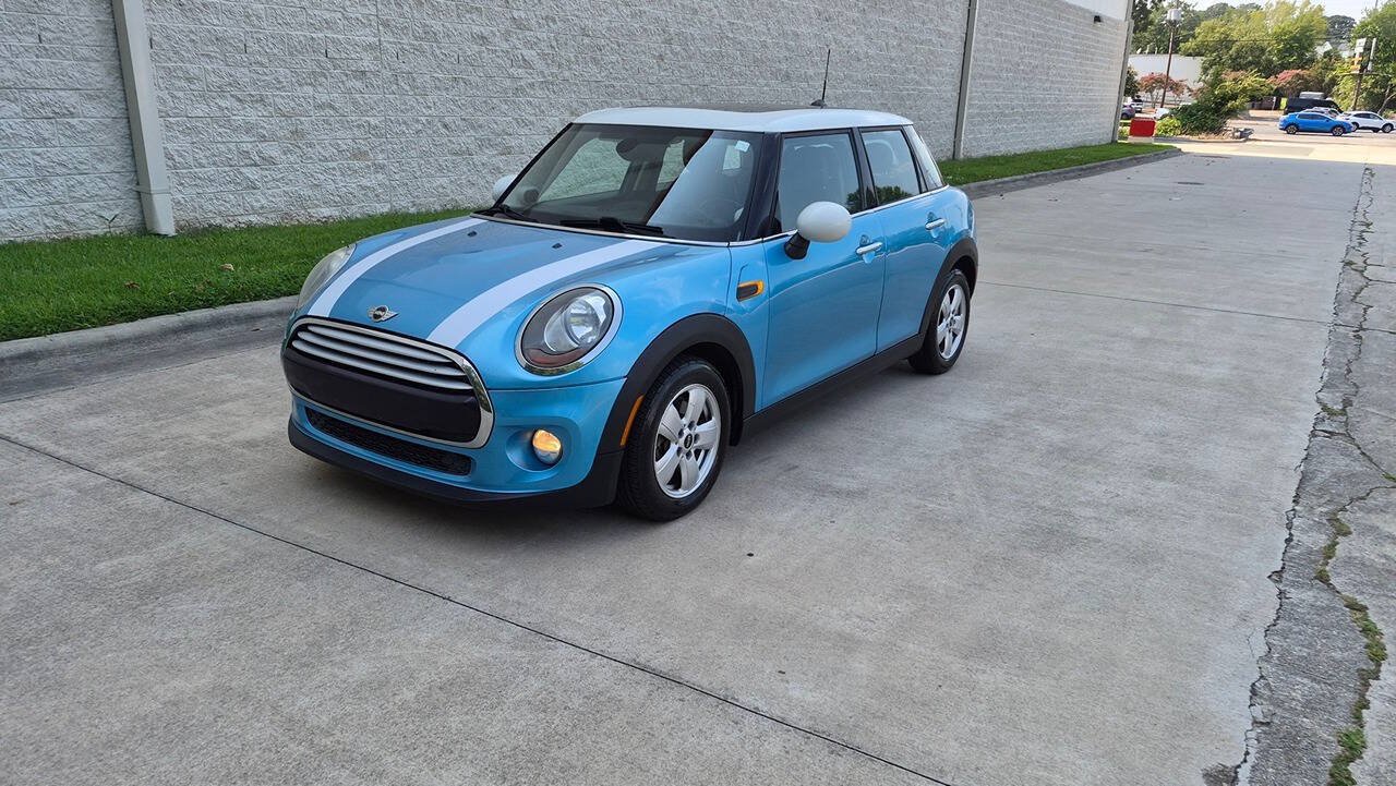 Used 2015 MINI Cooper 4-Door Hardtop FWD image 2