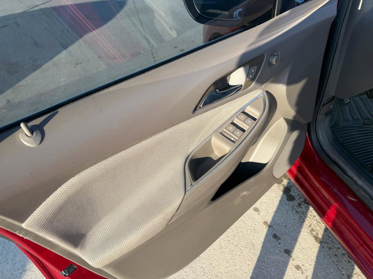 Used 2017 Chevrolet Cruze LT w/ Convenience Package image 15