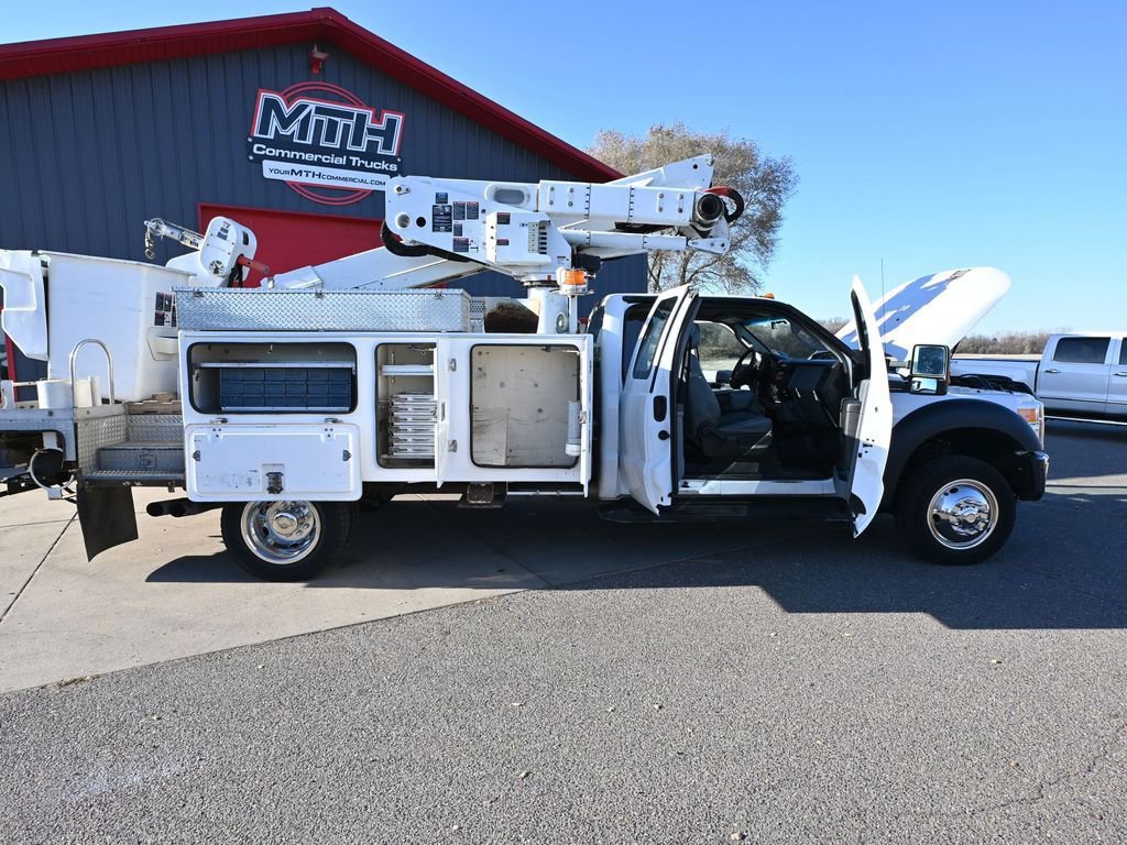 Used 2012 Ford F550 4x4 SuperCab Super Duty w/ Payload Upgrade Pkg image 23