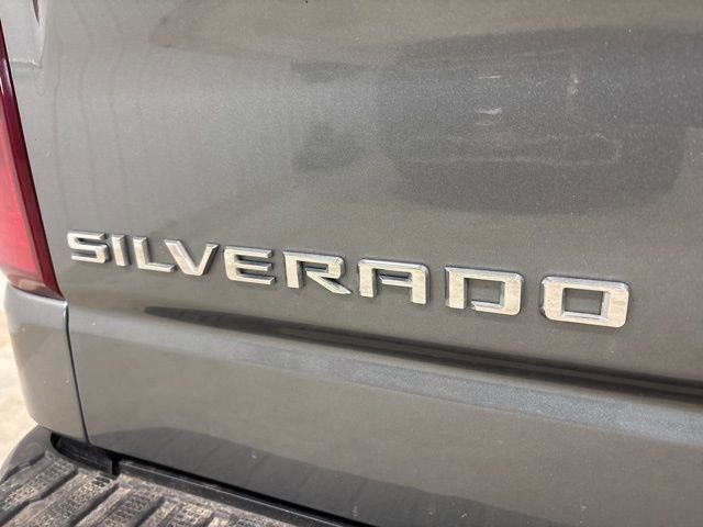 Used 2020 Chevrolet Silverado 1500 LTZ AWD/4WD image 3