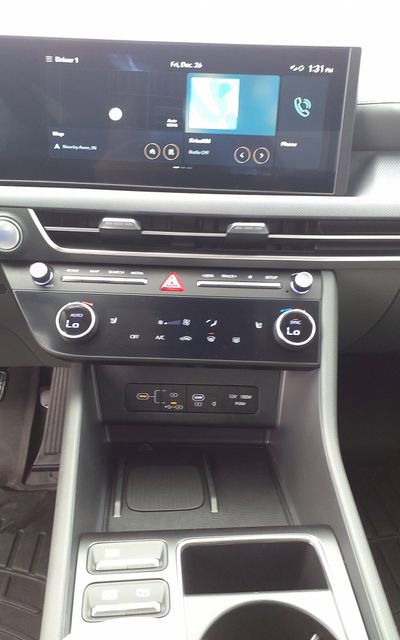 Certified 2025 Hyundai Sonata SEL image 30