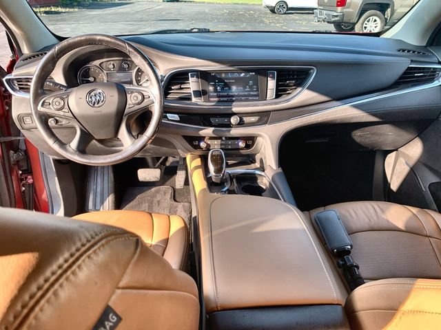 Used 2018 Buick Enclave Essence FWD image 19