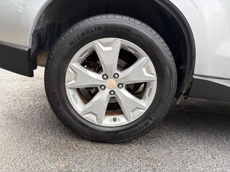 Used 2015 Subaru Forester 2.5i Premium image 16