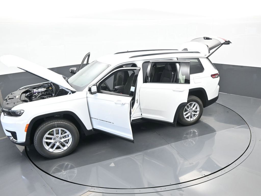 Used 2024 Jeep Grand Cherokee L Laredo w/ Luxury Tech Group I image 57