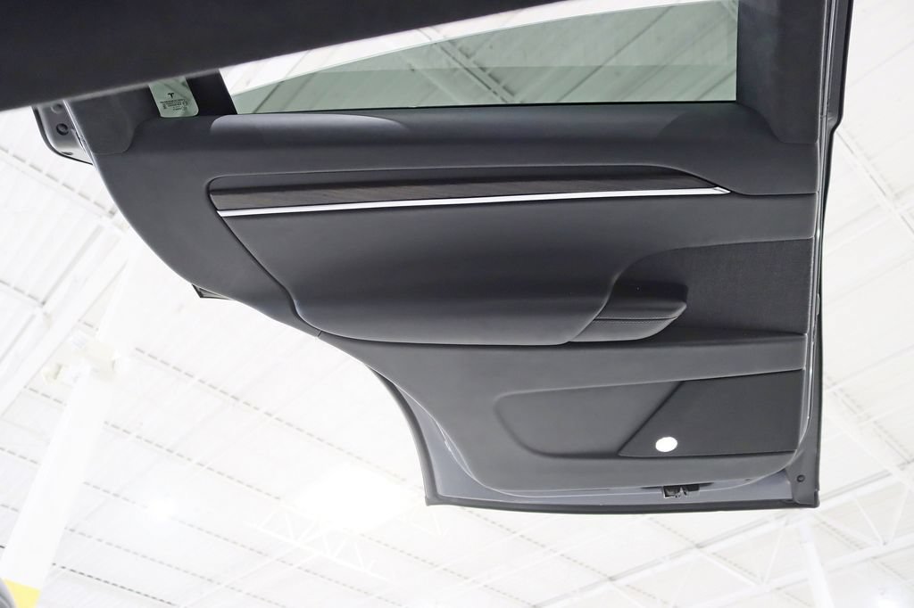Used 2022 Tesla Model X AWD/4WD image 35