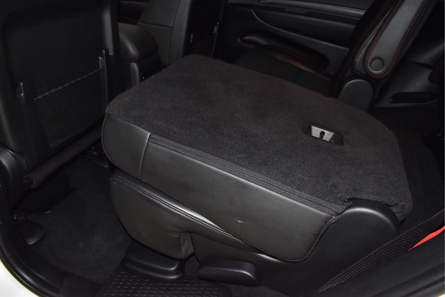 Used 2025 Dodge Durango R/T w/ Blacktop Package AWD/4WD image 13