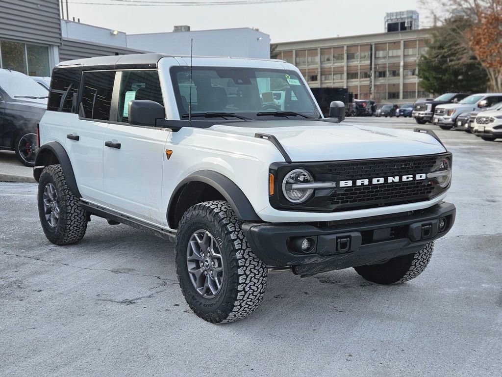 New 2025 Ford Bronco Badlands w/ Black Appearance Package AWD/4WD image 7