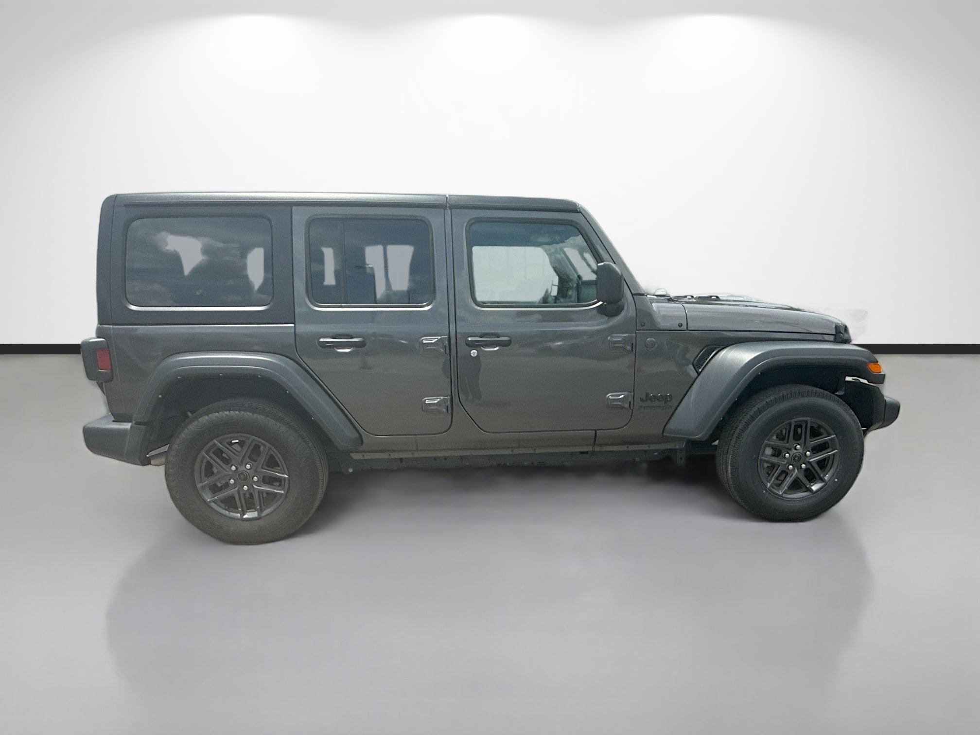 Used 2024 Jeep Wrangler Unlimited Sport AWD/4WD image 2