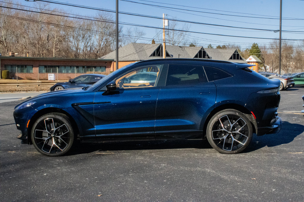 New 2026 Aston Martin DBX 707 AWD/4WD image 2
