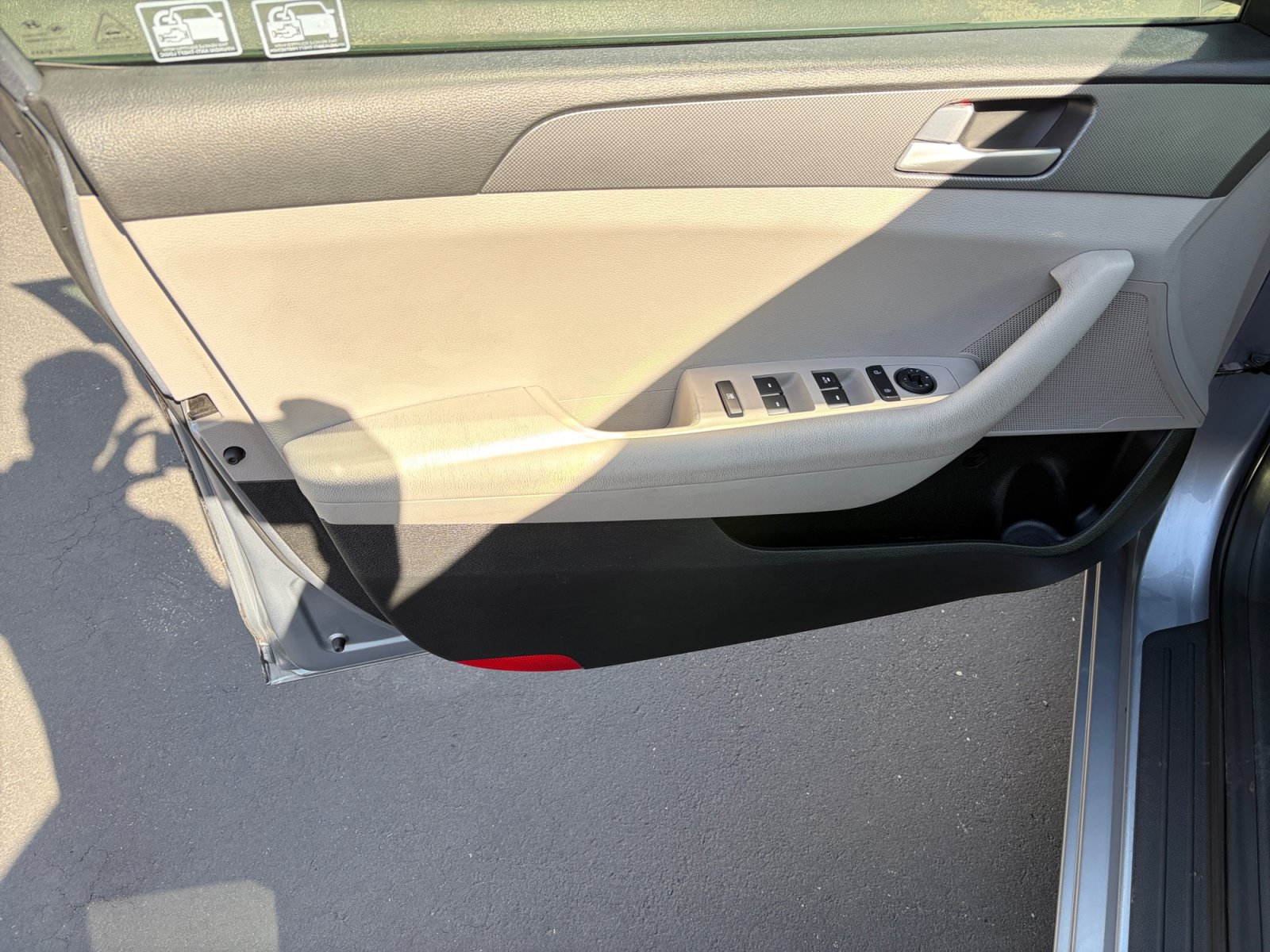 Used 2016 Hyundai Sonata SE FWD image 9