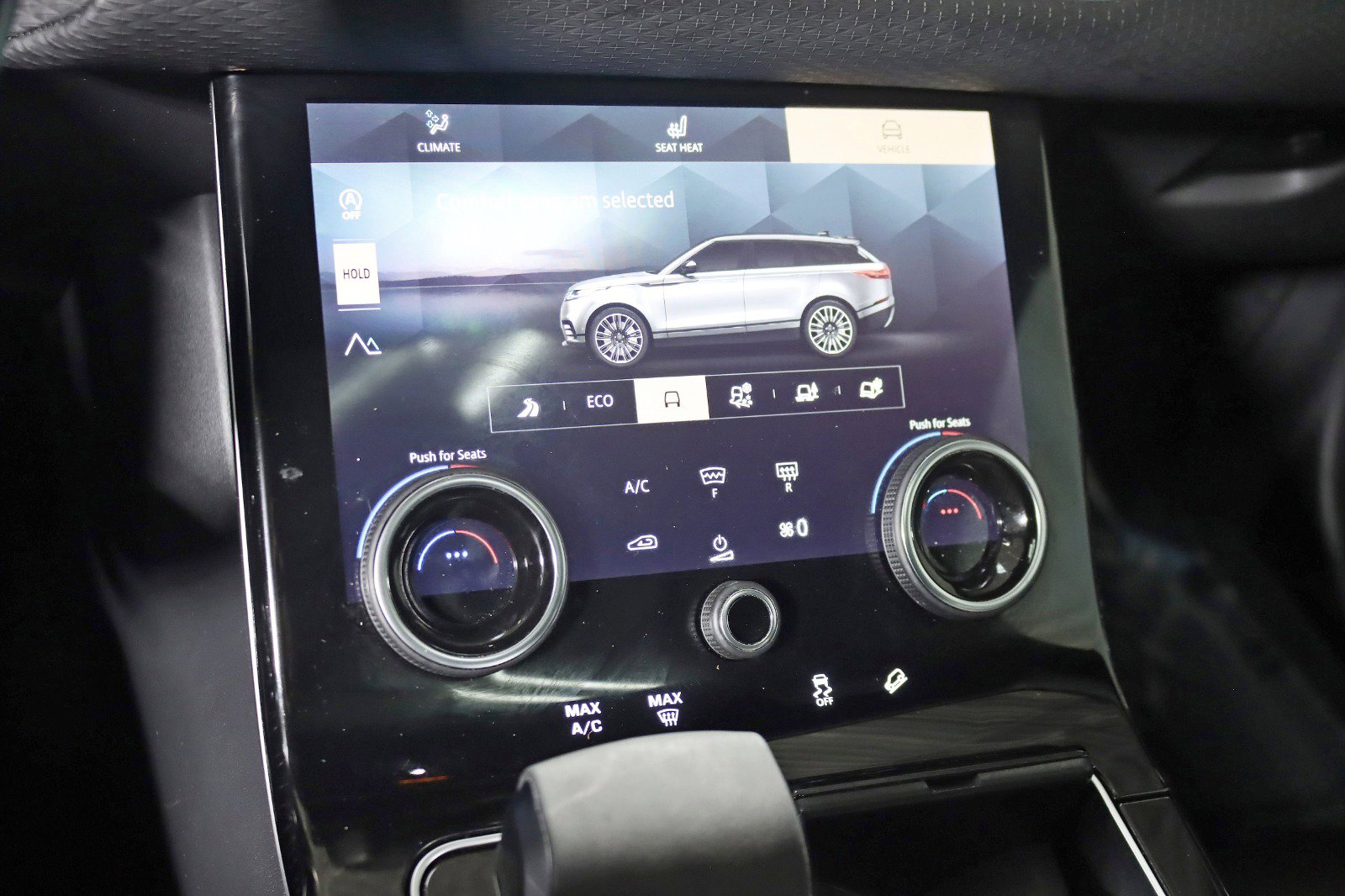 Used 2021 Land Rover Range Rover Velar R-Dynamic S AWD/4WD image 23