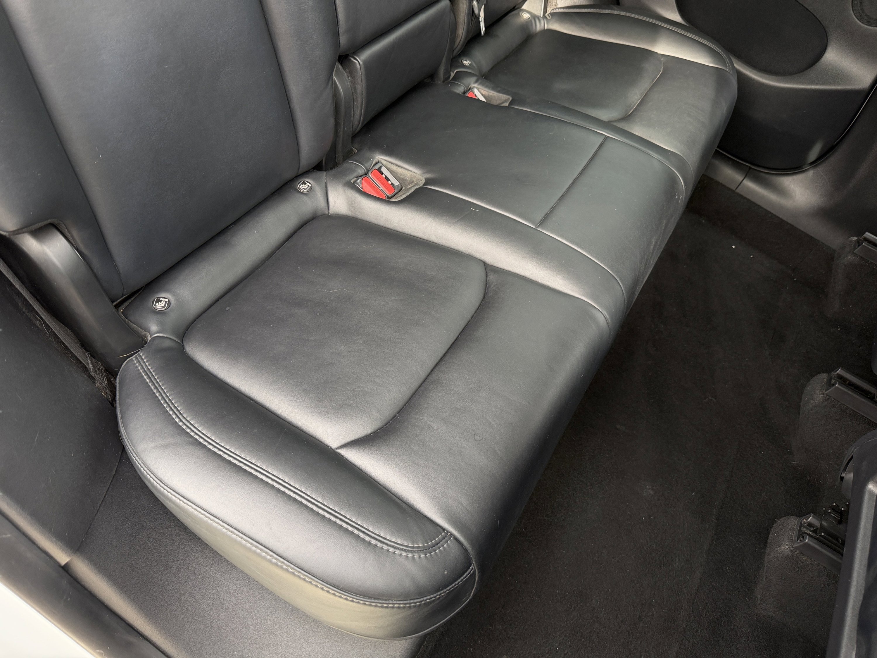 Used 2021 Tesla Model Y Long Range image 34