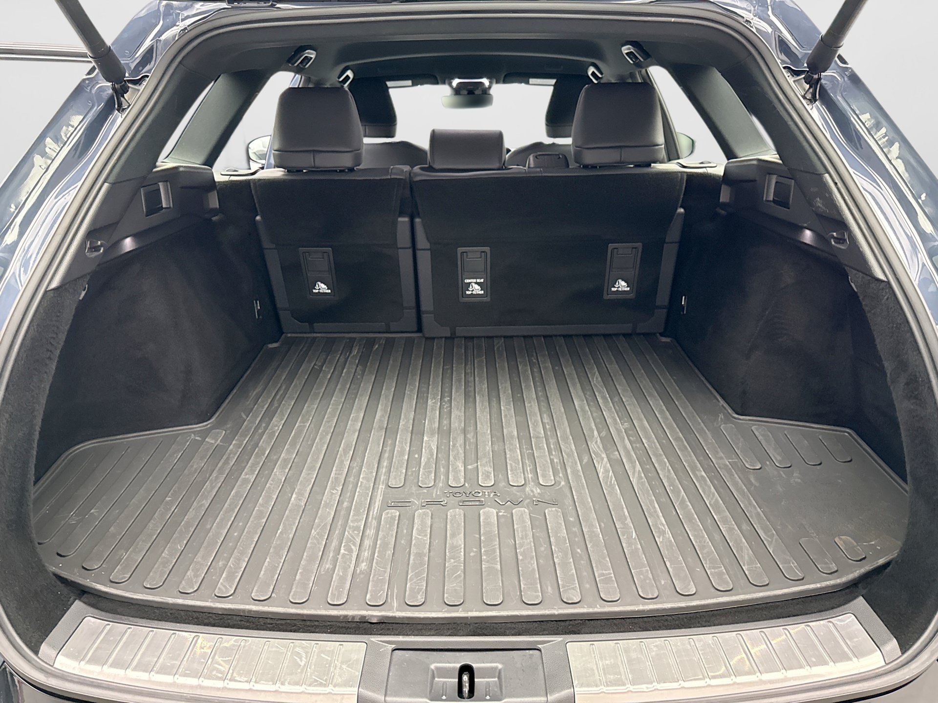 Used 2025 Toyota Crown Signia AWD/4WD image 22