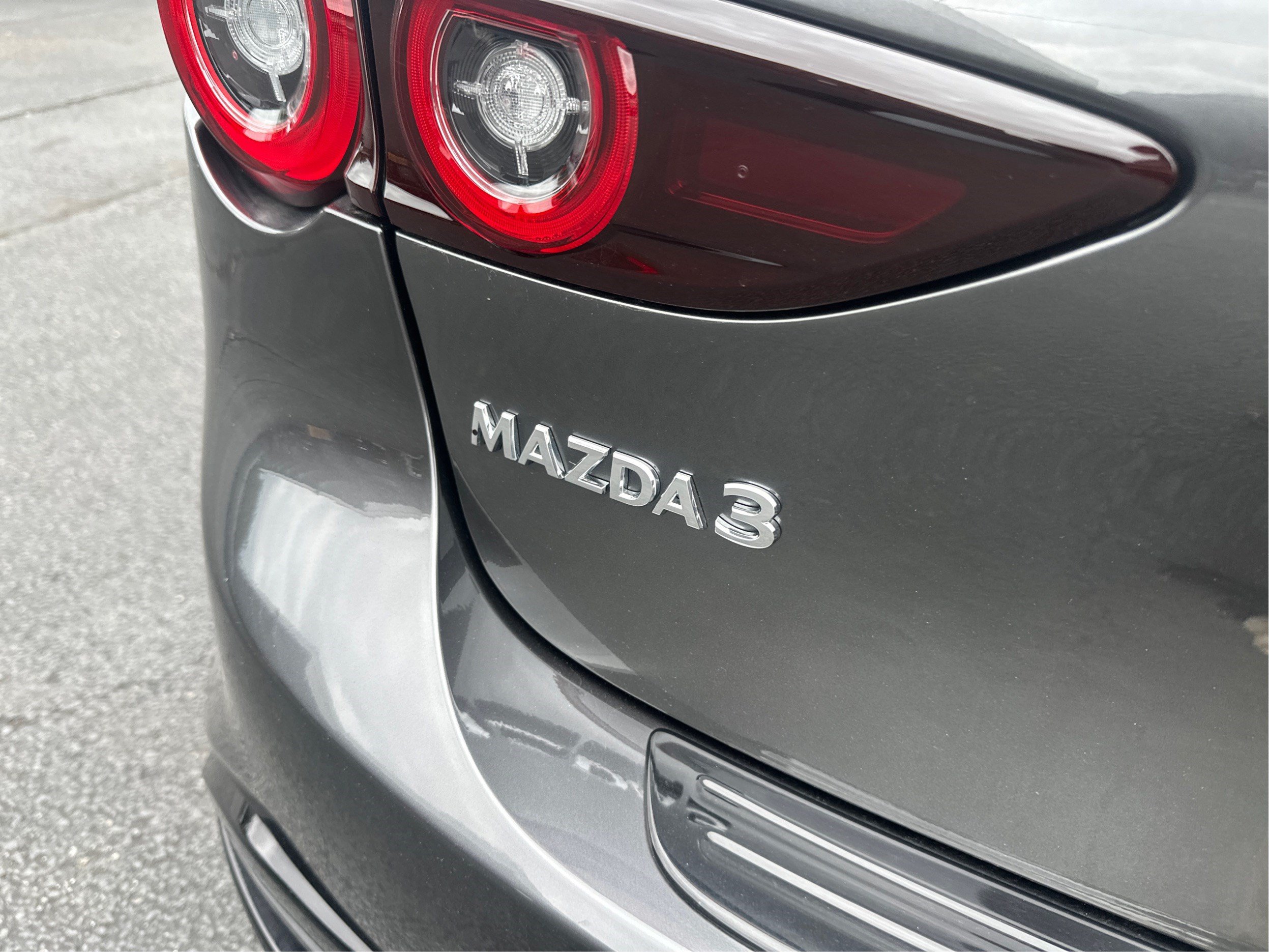 Certified 2026 MAZDA MAZDA3 2.5 S Hatchback w/ Premium Pkg FWD image 27