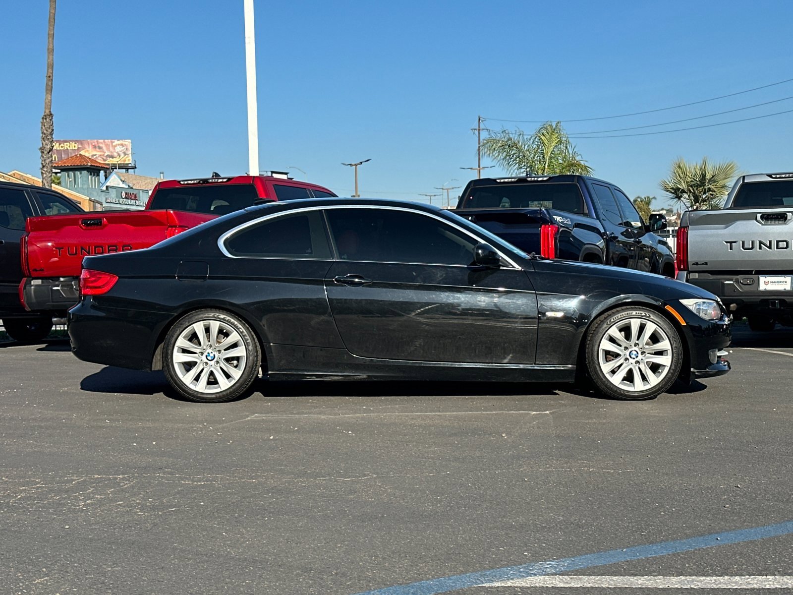 Used 2011 BMW 328i Coupe image 6