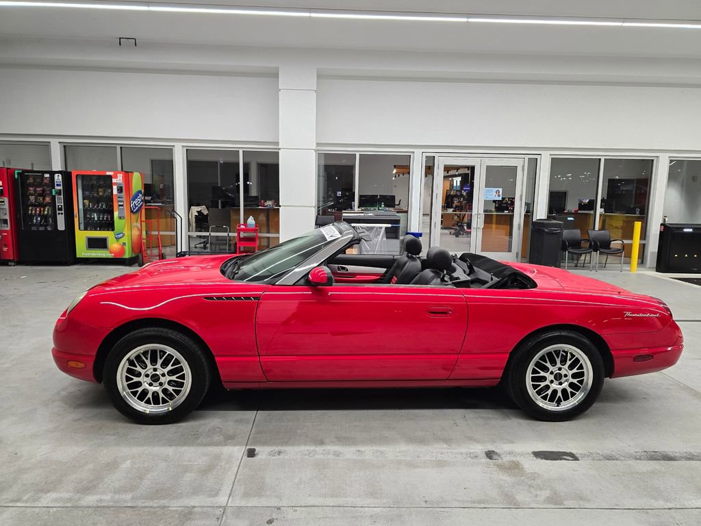 Used 2002 Ford Thunderbird image 10