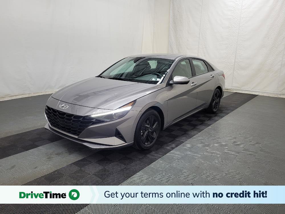 Used 2023 Hyundai Elantra SEL w/ Cargo Package image 1