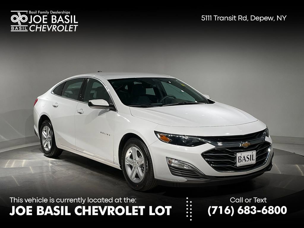 Used 2024 Chevrolet Malibu LS w/ Driver Confidence Package image 1
