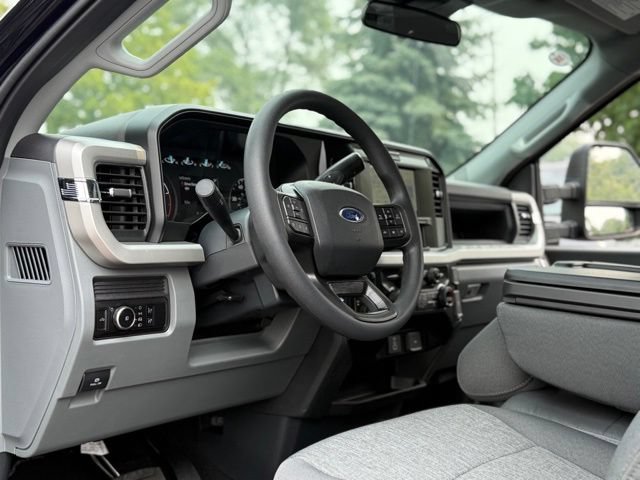 New 2026 Ford F350 XL w/ STX Appearance Package AWD/4WD image 10