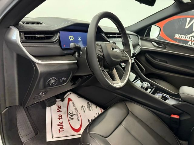 New 2026 Jeep Grand Cherokee Limited image 13