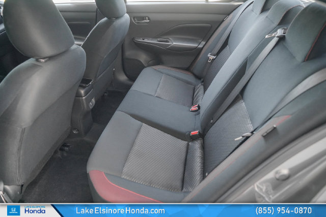 Used 2024 Nissan Versa SR FWD image 29