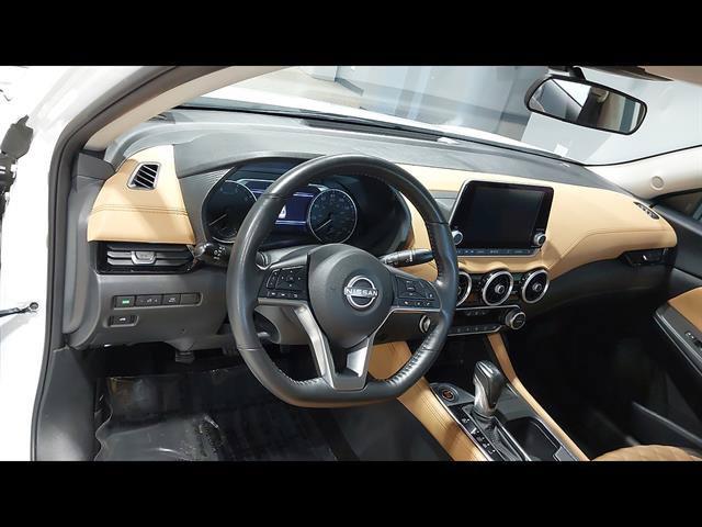 Used 2024 Nissan Sentra SV w/ SV Premium Package FWD image 19