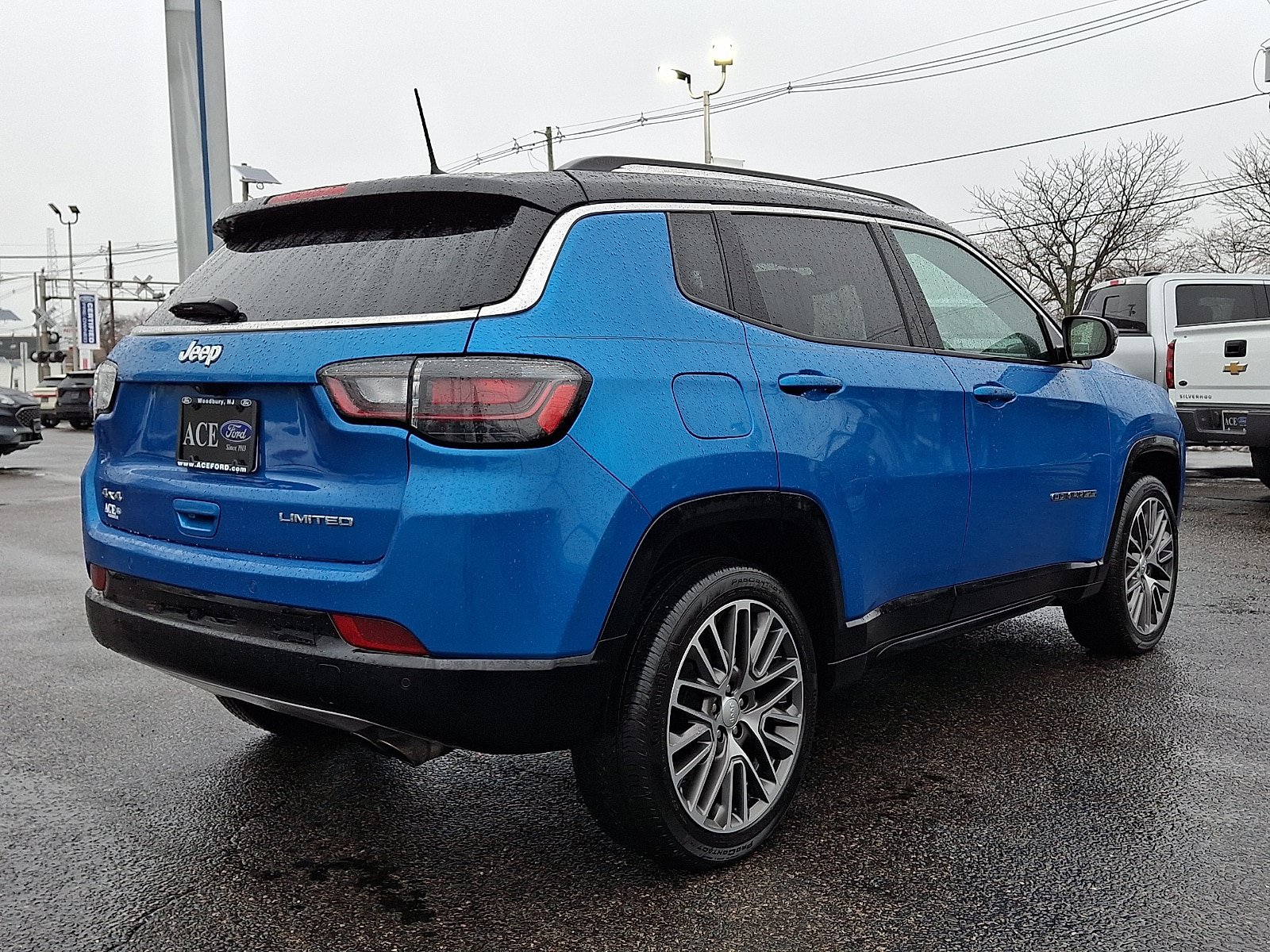 Used 2022 Jeep Compass Limited w/ Elite Group AWD/4WD image 6