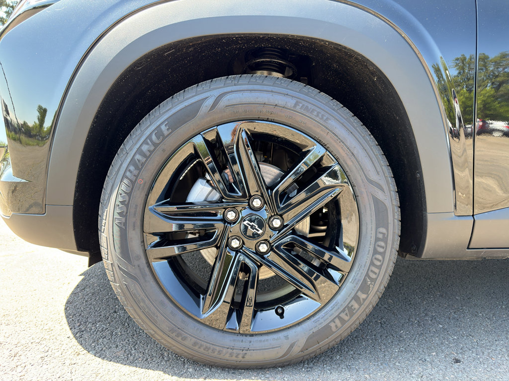 New 2026 Chevrolet Trax ACTIV FWD image 6