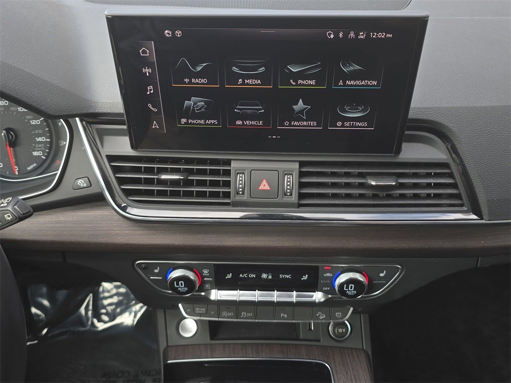 Used 2023 Audi Q5 2.0T Premium w/ Convenience Package image 20