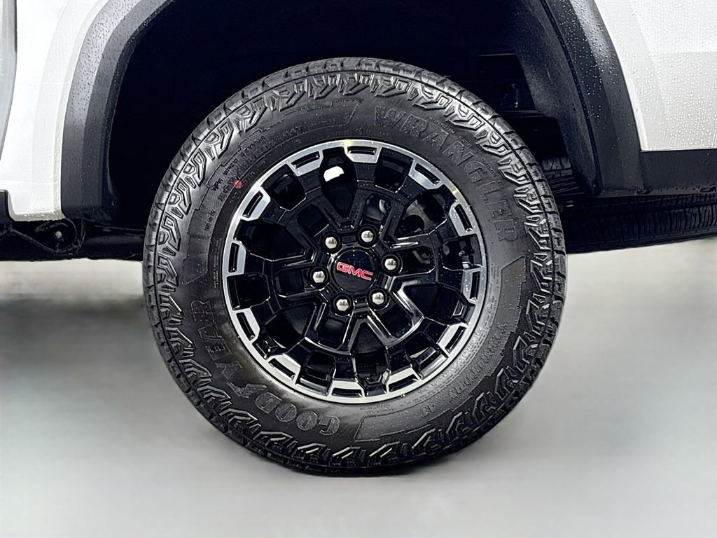 New 2026 GMC Canyon AT4 w/ Technology Plus Package image 32