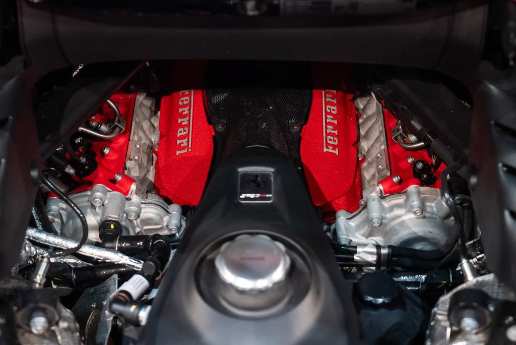 Certified 2022 Ferrari SF90 Spider AWD/4WD image 18
