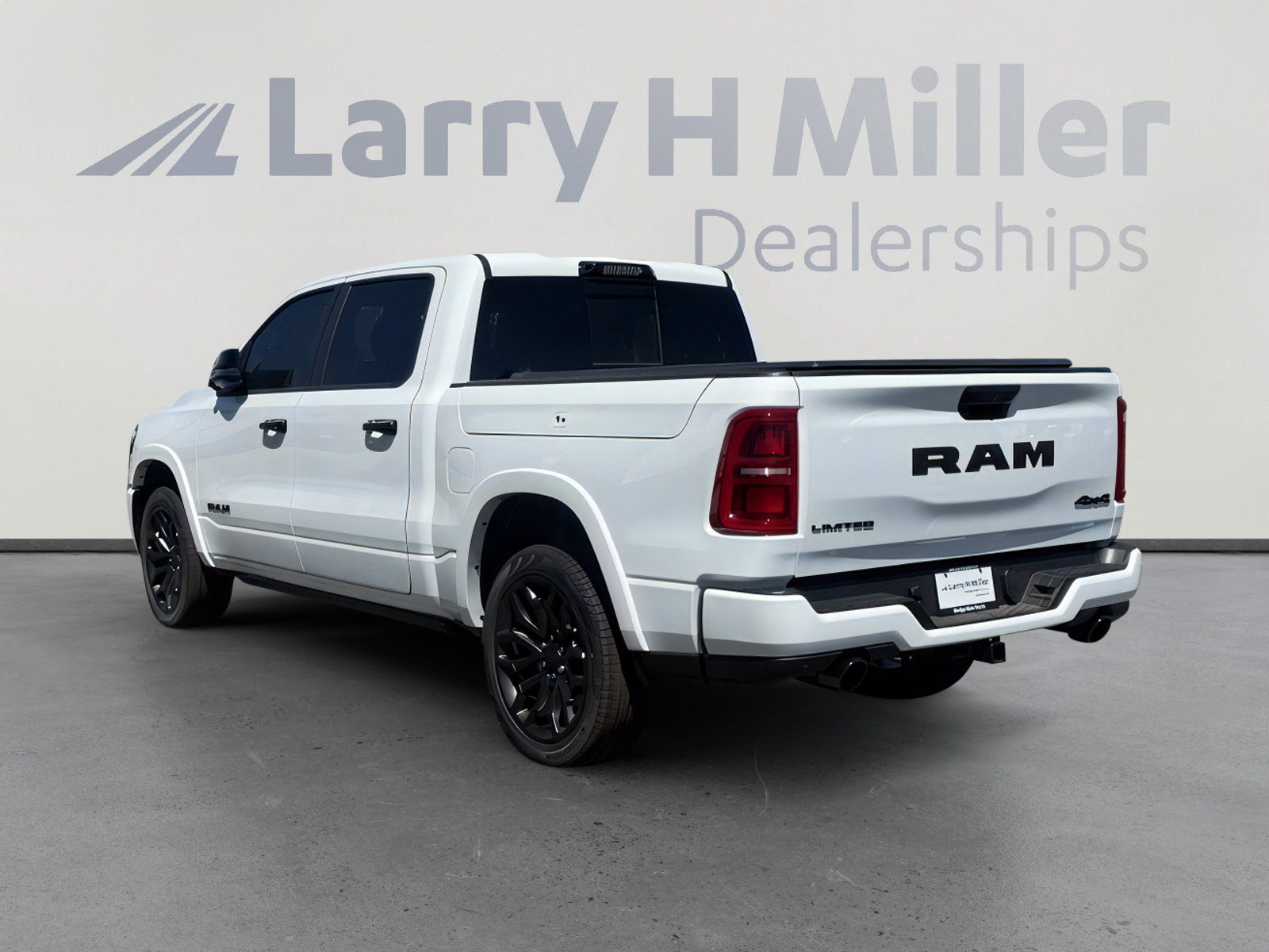 New 2026 RAM 1500 Limited AWD/4WD image 4