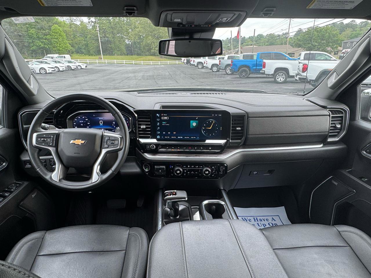 Used 2023 Chevrolet Silverado 1500 LTZ AWD/4WD image 23